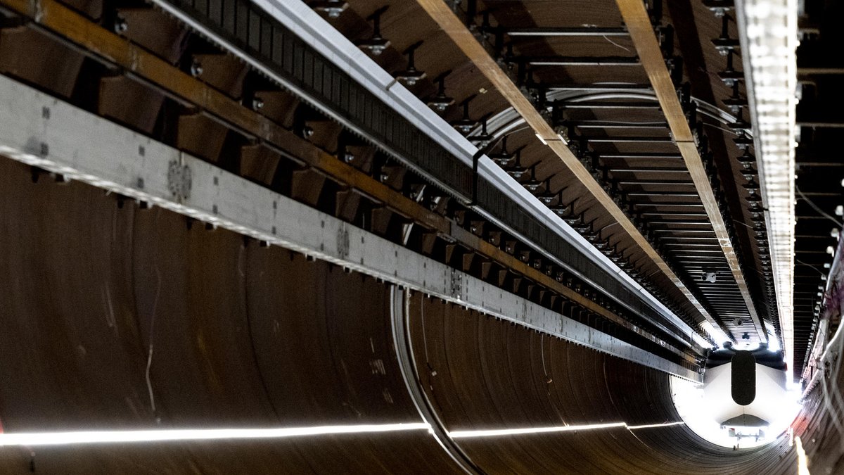 Hyperloop: cápsula testada para conectar cidades europeias