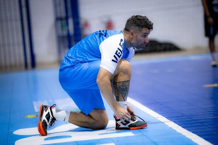 Ricardo Weschenfelder / Vélez Camaquã/Divulgação