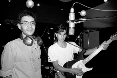 Será! Crises, Genialidade e um Som Poderoso: Os bastidores da gravação do primeiro disco da Legião Urbana contados por seu produtor<!-- NICAID(16065414) -->
