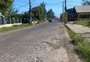 Balneário Quintão recebe veranistas com avenida esburacada