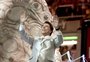 O lado carnavalesco de Silvio Santos