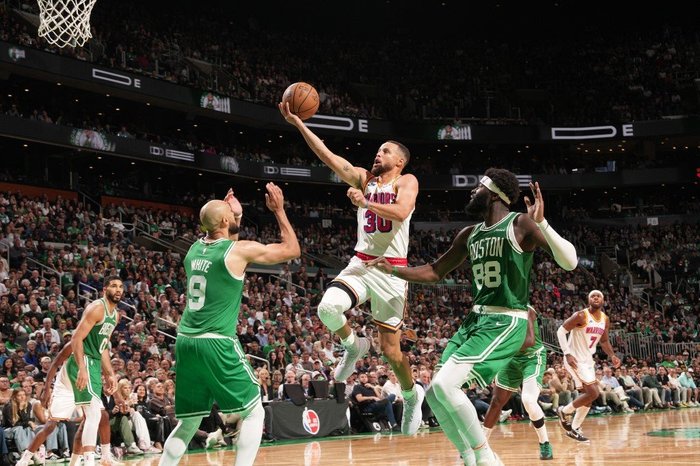 Jesse D. Garrabrant / NBAE / Getty Images / Getty Images via AFP