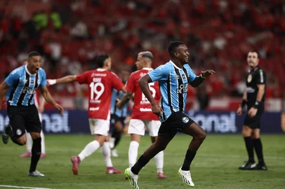 PORTO ALEGRE, RS , BRASIL, 25-01-2026: Internacional x Grêmio, clássico GRE-NAL número 449, válido pela quinta rodada do Gauchão 2026, realizado no estádio Beira-Rio. Foto: Bruno Todeschini/Agência RBSIndexador: Bruno Todeschini<!-- NICAID(16211455) -->