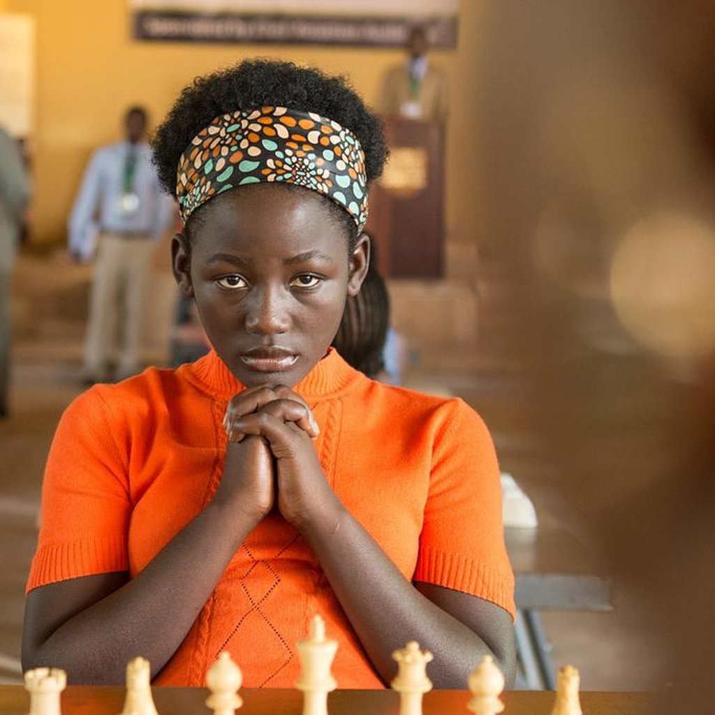 Lupita Nyong'o é mãe de campeã de xadrez em trailer de Queen of Katwe -  Cinema com Rapadura