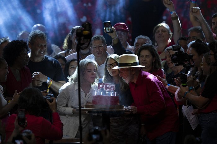 PABLO PORCIUNCULA / AFP