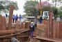 Obras na cratera da Avenida Loureiro da Silva atrasam e devem ser concluídas em setembro, estima Dmae