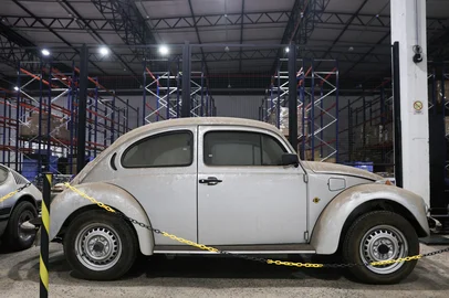 Porto Alegre, RS, BrasilEpresa FuelTech armazena carros VolksWagen 0 km que foram do proprietário de uma revenda em Estrela. São 3 fuscas e uma Quantum 0 km, um SP2 e mais um fusca que foi de uso pessoal do antigo dono. Os veículos forma vendidos para um comprador brasileiro que reside nos Estados Unidos, para onde serão enviados.<!-- NICAID(15980327) -->