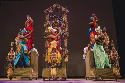 Espetáculo "Reminiscências", do grupo Afro-Sul Odomode<!-- NICAID(15532355) -->