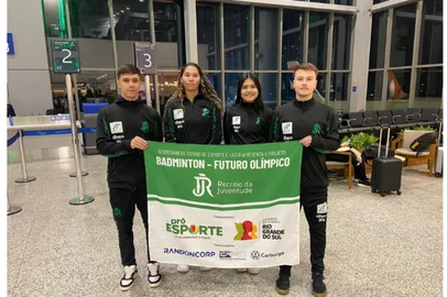 Atletas do Recreio da Juventude disputam torneios internacionais de Bton. Equipe principal participa do Guaraní Open, em Assunção<!-- NICAID(16053240) -->