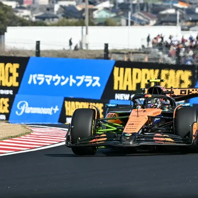 McLaren's British driver Lando Norris drives during the second practice session of the Formula One Japanese Grand Prix at the Suzuka circuit in Suzuka, Mie prefecture on April 4, 2025. (Photo by Toshifumi KITAMURA / AFP)<!-- NICAID(16010055) -->