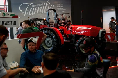 NÃO-ME-TOQUE, RS, BRASIL, 11-03-2026: Expodireto 2026. Tecnologia de ponta para máquinas menores vira aposta de negócio para indústria e produtores. Fotos: Duda Fortes/Agencia RBS<!-- NICAID(16242764) -->