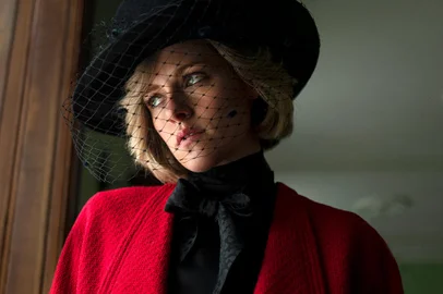 Kristen Stewart como Lady Di em "Spencer"<!-- NICAID(14700362) -->