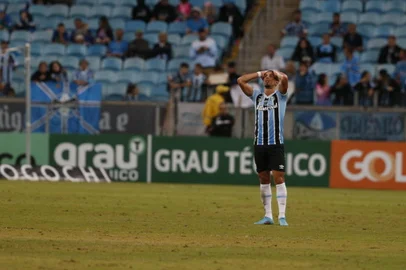 PORTO ALEGRE, RS, BRASIL - 30.04.2022 - O Grêmio recebe o CRB na Arena, em jogo válido pela 5ª rodada do Campeonato Brasileiro da Série B. (Foto: Lauro Alves/Agencia RBS)<!-- NICAID(15083073) -->