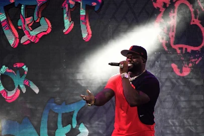US rapper Curtis James Jackson III aka 50 Cent, performs on stage during the Iconica Sevilla Fest at the Plaza de Espana in Seville on Sptember 22, 2022. (Photo by CRISTINA QUICLER / AFP)Editoria: ACELocal: SevilleIndexador: CRISTINA QUICLERSecao: musicFonte: AFPFotógrafo: STR<!-- NICAID(15527501) -->