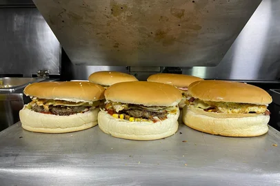 Lanches de rua de Passo Fundo<!-- NICAID(16015107) -->