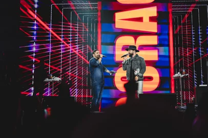 Com a turnê de 20 anos de carreira, a dupla sertaneja Jorge e Mateus desembarca em Caxias do Sul no dia 8 de junho. Embora a presença de Mateus ainda esteja incerta devido uma cirurgia de emergência no início de maio, o show segue confirmado. O evento acontece nos Pavilhões da Festa da Uva e ainda há ingressos disponíveis. Veja como comprar. <!-- NICAID(16046799) -->