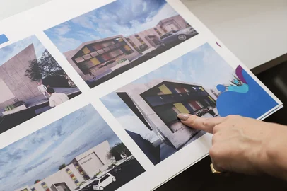 CAXIAS DO SUL, RS, BRASIL, 28-11-2025. Prefeitura de Caxias do Sul e Consórcio JOPE ISB assinam contrato nesta sexta-feira (28) para a PPP da Educação Infantil. Acordo prevê investimento de R$ 570 milhões ao longo de 25 anos de concessão para construção de 31 escolas, com disponibilidade de 7 mil vagas.<!-- NICAID(16176427) -->