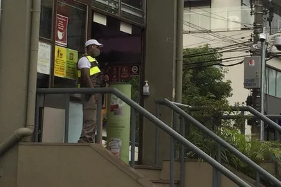 Assalto ao supermercado Zaffari, da Rua Anita Garibaldi