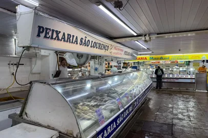 Prefeitura determinou o fechamento da Peixaria São Lourenço, no Mercado Público