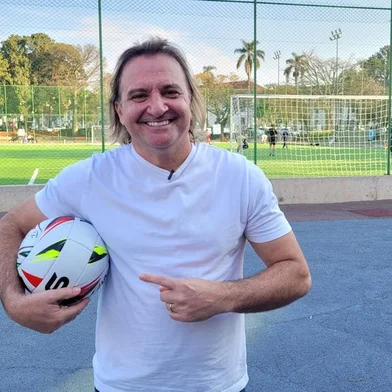 Sandro Sotilli completa 50 anos. O ex-atleta de futebol agora vive a vida de influenciador digital.<!-- NICAID(15512822) -->