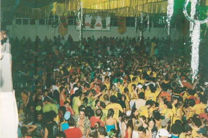 Carnavais do Clube Recreativo Juvenil em Passo Fundo<!-- NICAID(16207197) -->