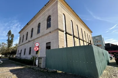 Biblioteca Rio Grandense <!-- NICAID(16344548) -->