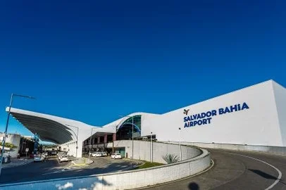Fachada do Aeroporto Internacional de Salvador