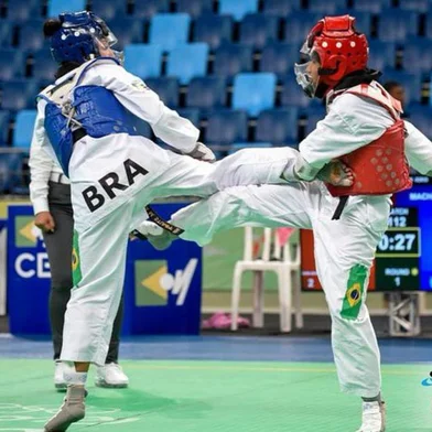 Maria Eduarda Stumpf conquista medalha de ouro Pan-Americano de Parataekwondo, ocorrido no Rio de Janeiro, no dia 3.<!-- NICAID(15754674) -->
