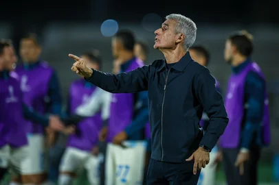 Gremio x PalestinoRS - FUTEBOL/CONMEBOL SULAMERICANA 2026 /GREMIO X PALESTINO- ESPORTES - Lance da partida entre Gremio e Palestino disputada na noite desta quarta-feira, no estÃ¡dio La Cisterna, em Santiago no Chile, valida pela Copa Sulamericana 2026. FOTO: LUCAS UEBEL/GREMIO FBPAEditoria: SPOLocal: SantiagoIndexador: Lucas UebelSecao: futebolFonte: Gremio.netFotógrafo: Gremio x Palestino<!-- NICAID(16276141) -->
