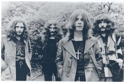 Banda Black Sabbath.Pasta 70242.<!-- NICAID(7661101) -->