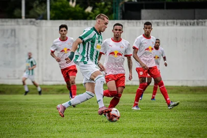 Juventude x Bragantino pelo Brasileirão Sub-20 2026<!-- NICAID(16231943) -->