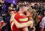 FOTOS: Taylor Swift vibra com o título do Super Bowl do namorado Travis Kelce