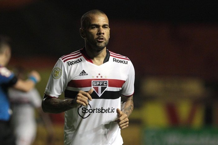 São Paulo toma decisão sobre processo a Daniel Alves após declaração polêmica