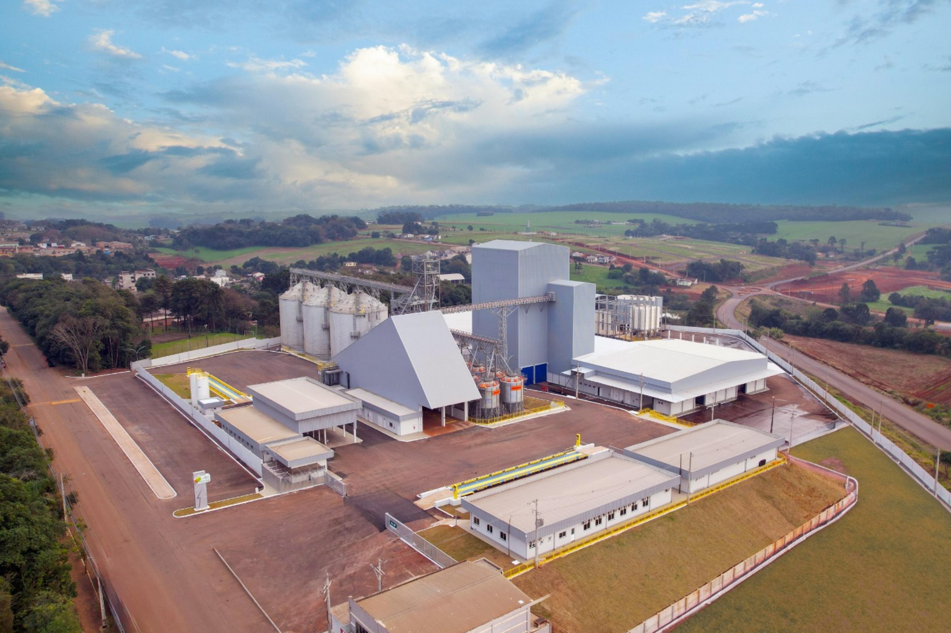 Cotrib&aacute;: "Nenhum produtor vai botar a m&atilde;o no bolso", garante presidente sobre d&iacute;vida de cooperativa de 115 anos