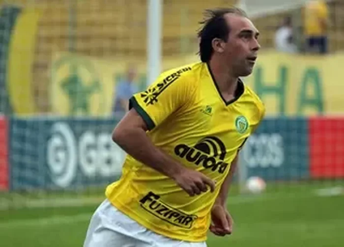 Depois do anúncio de Jean Pyerre, relembre outros jogadores renomados ...