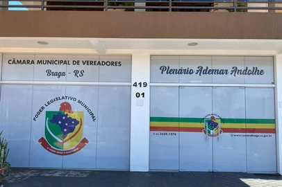 Morte de vereador deixa cadeira vaga sem substituto e vira motivo de impasse na Câmara de Braga; entenda<!-- NICAID(16092173) -->