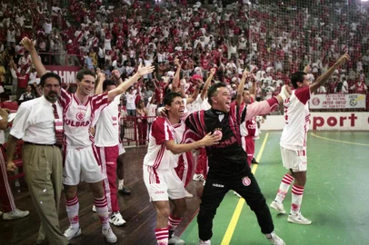 Final do campeonato mundial de futsal de 1997 no gigantinho. inter x barcelona#Fotógrafo: José Doval#Envelope: 187882<!-- NICAID(15586020) -->