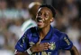 O trabalho fora de campo que Gabriel Mec realiza para chegar ao Gre-Nal 450 em ascensão