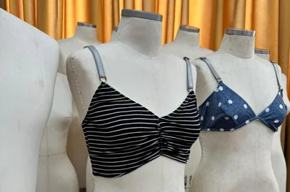 Voluntários do curso de Moda da UFN e costureiras produzem peças íntimas às vítimas das enchentes no RS<!-- NICAID(15759894) -->
