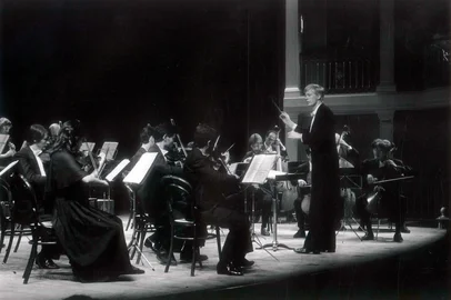 Maestro Fredi Gerling<!-- NICAID(15997131) -->