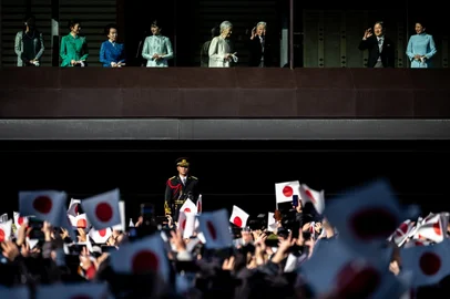 Members of Japan's royal family greet well-wishers during the traditional New Year's greeting ceremony at the Imperial Palace in Tokyo on January 2, 2026. (Photo by Philip FONG / AFP)<!-- NICAID(16196760) -->