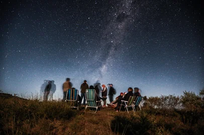 Caçapava do Sul, RS, Brasil, 05-04-2025: Em busca dos OVNIs: uma noite de vigília em Minas do Camaquã. Foto: Renan Mattos / Agência RBS<!-- NICAID(16012582) -->