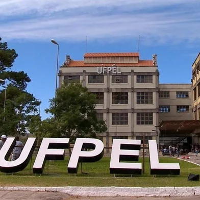 UFPel<!-- NICAID(14774996) -->