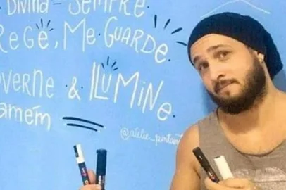 Xico Santos rebate falas de Bruna Surfistinha: "Apegada à sua garrafa de vodka"<!-- NICAID(15360708) -->