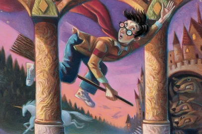 Capa do primeiro livro Harry Potter<!-- NICAID(15915743) -->