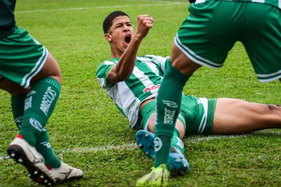 Juventude x Santos, no Brasileirão Sub-17 de 2025<!-- NICAID(16047422) -->