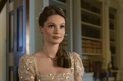 Francesca Bridgerton<!-- NICAID(15785583) -->