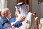 30.11.2023 - Presidente da República, Luiz Inácio Lula da Silva, acompanhado do Emir do Catar, Xeque Tamim bin Hamad al-Thani, durante cerimônia oficial de chegada.Amiri Diwan, Doha - Catar. Foto: Ricardo Stuckert / PRIndexador: Ricardo Stuckert / PR<!-- NICAID(15612726) -->
