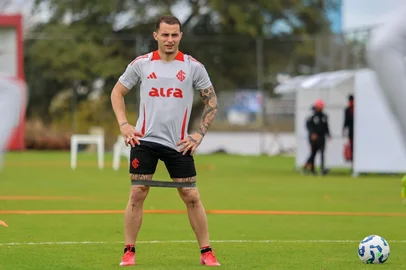 Bruno Gomes em treino do Inter<!-- NICAID(16112007) -->