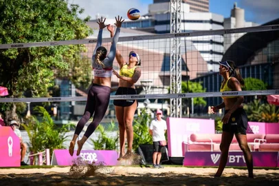 Volleyball World / Divulgação Ana Patrícia,, Duda, vôlei de praia